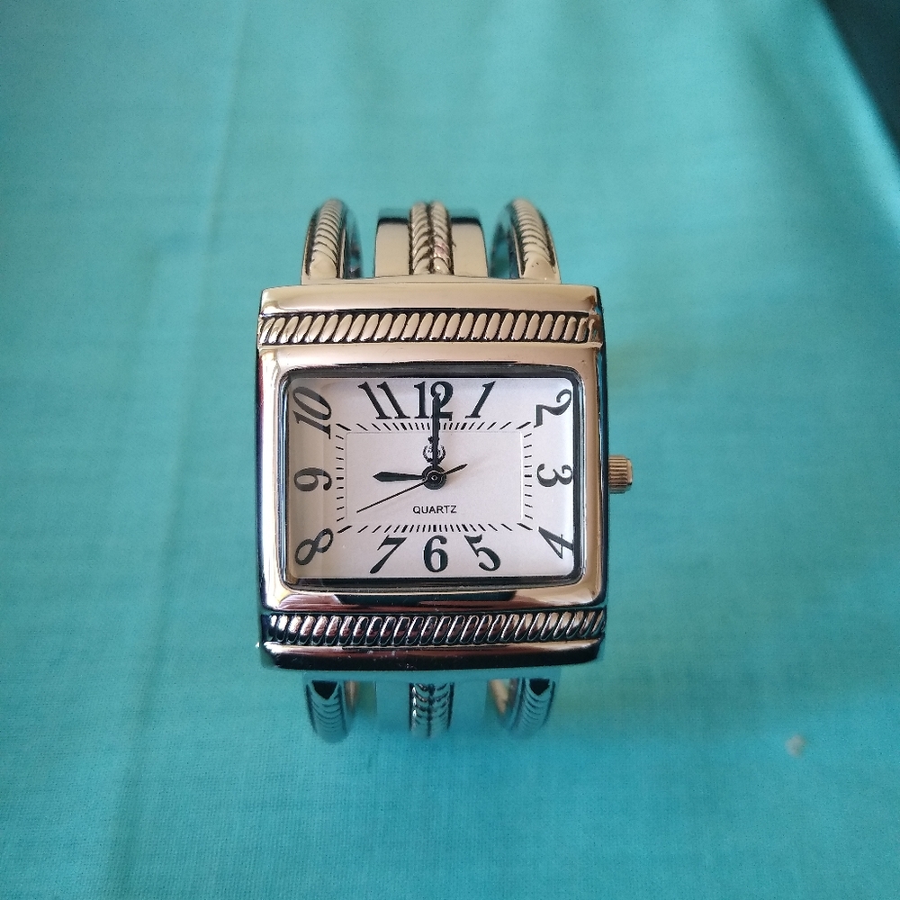 Premier design watch